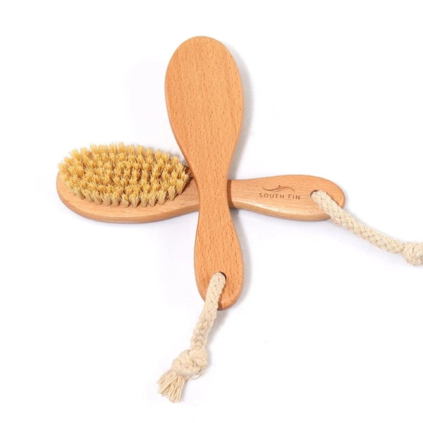 Bath Brush with Ergonomic Handle Beech Sisal Material for Body Massage